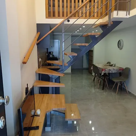 Minimal Two-floor * Selanik