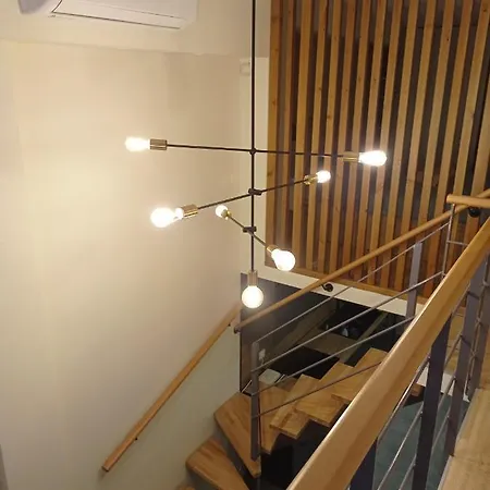 דירה Minimal Two-floor