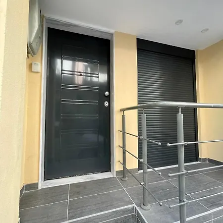 Minimal Two-floor דירה